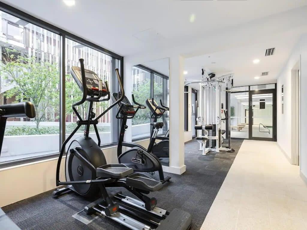Cosy Two Bedroom Apartment With Balcony Pool And Gym 奥克兰 外观 照片