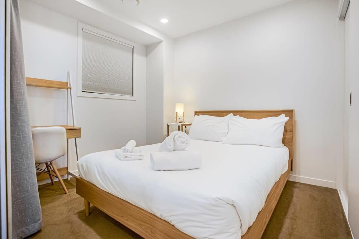 Cosy Two Bedroom Apartment With Balcony Pool And Gym 奥克兰 外观 照片